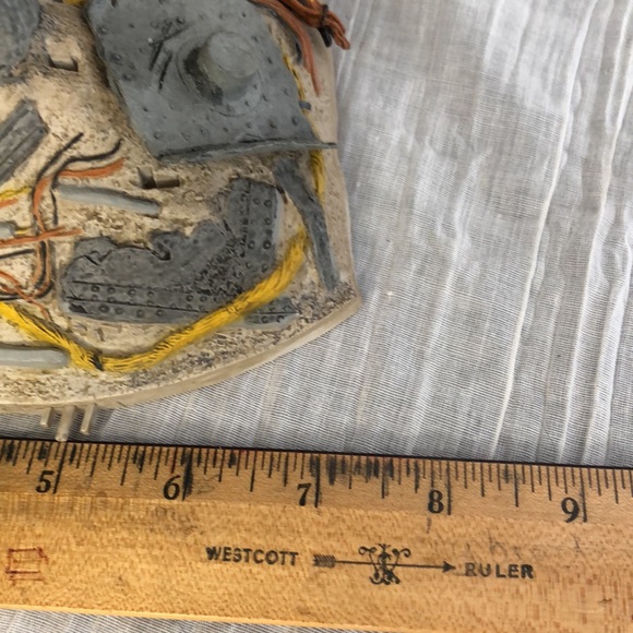 LOST collectible action figures Jack Shephard voice box on plane crash debris - Picture 12 of 12